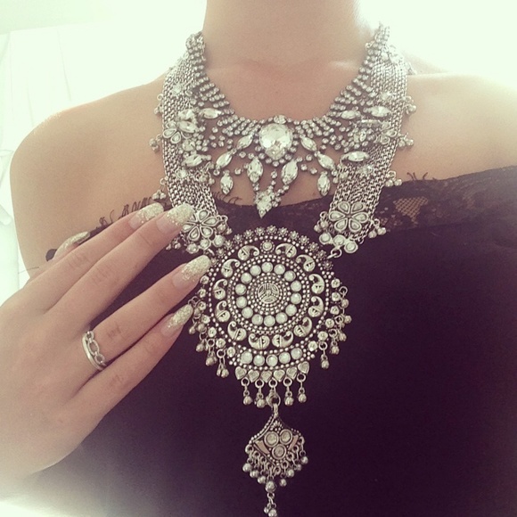 shlimp and ulrich Jewelry - Shlimp and Ulrich London statement necklace